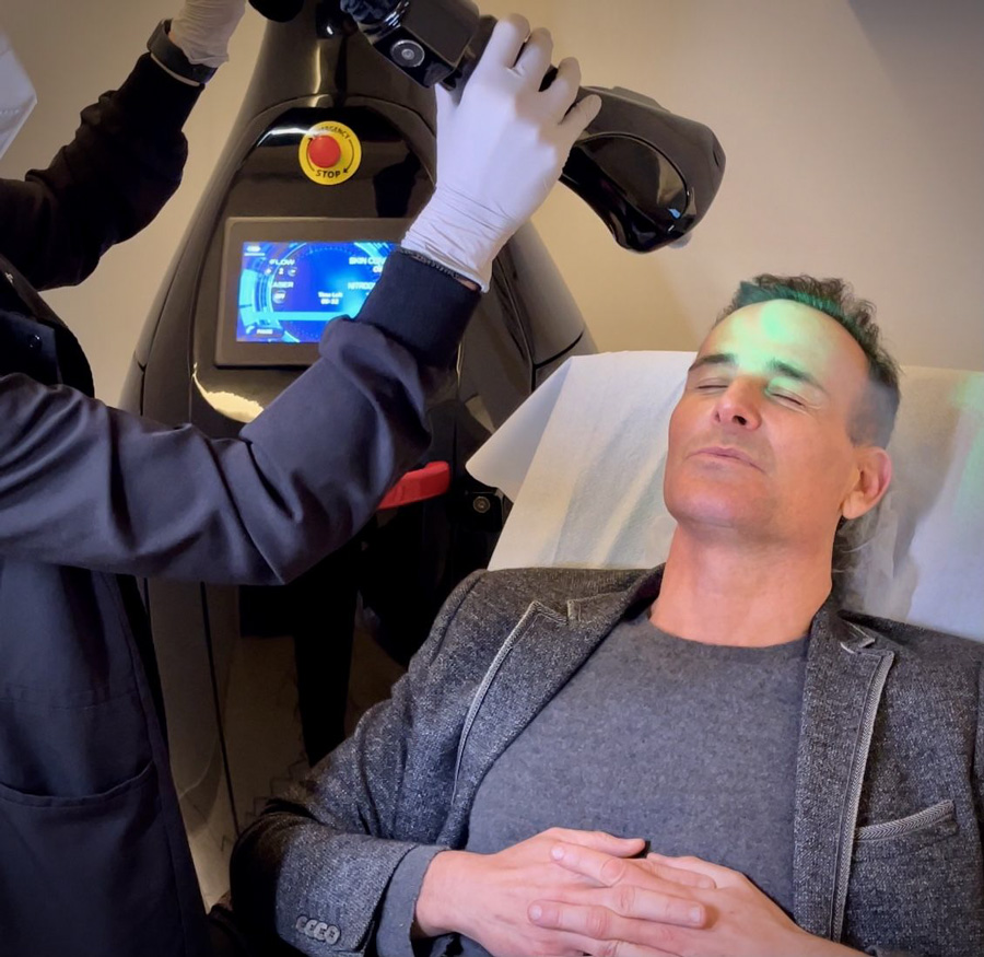 Paparazzi and MASKNE Laser Facials by Dr. Paul Jarrod Frank of PFrankMD in New York City